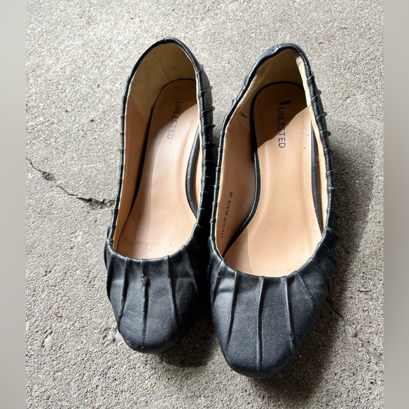 Black flats 🥿 | size 8 - Picture 3 of 5